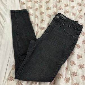 Universal thread high-rise jeggings